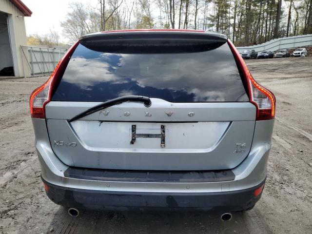  VOLVO XC60 2013 Серебристый