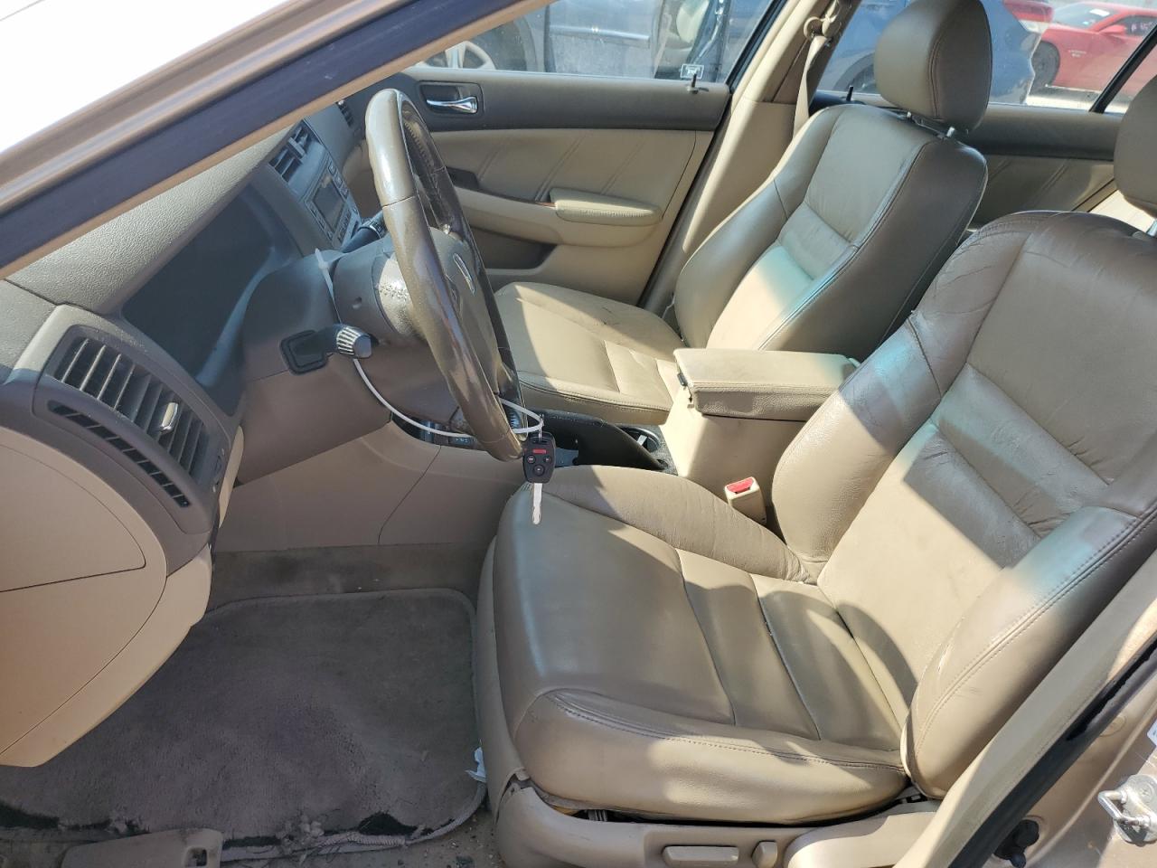 2007 Honda Accord Ex VIN: 1HGCM56807A135867 Lot: 57078885