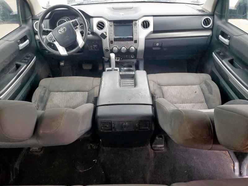 2016 TOYOTA TUNDRA CREWMAX SR5  