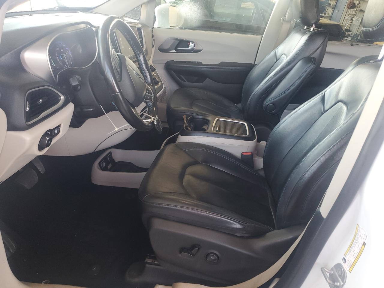 2021 Chrysler Pacifica Touring L VIN: 2C4RC1BG8MR597943 Lot: 56707255