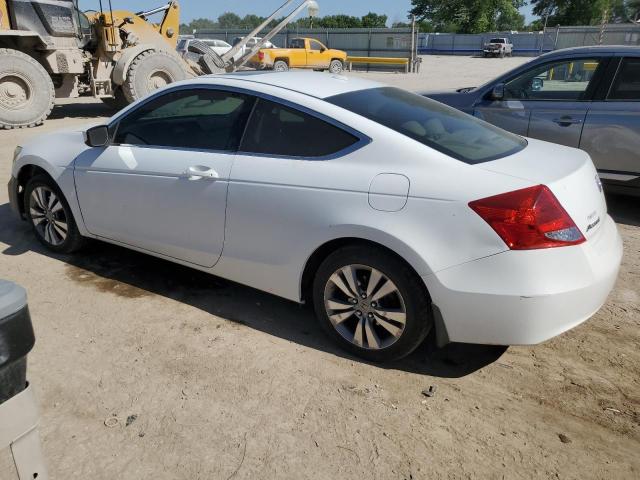 Купе HONDA ACCORD 2012 Белый