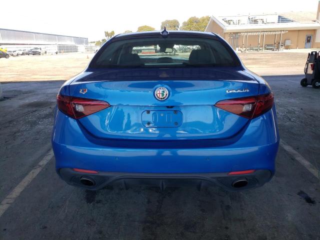  ALFA ROMEO GIULIA 2018 Blue