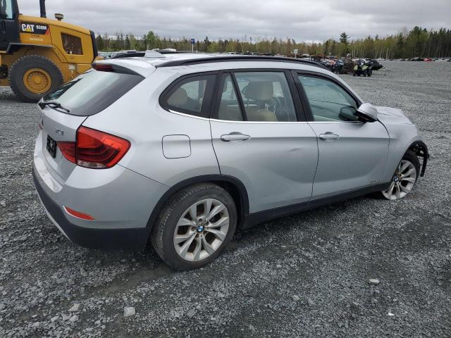 BMW X1 2014 Серебристый