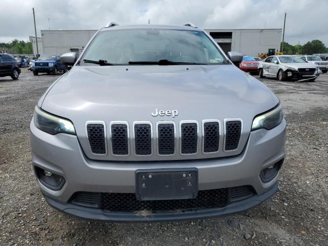  JEEP CHEROKEE 2019 Srebrny