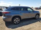 2020 Toyota Highlander Xle   for Sale in Chicago Heights, IL - Front End