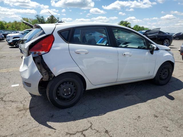  FORD FIESTA 2013 Белый