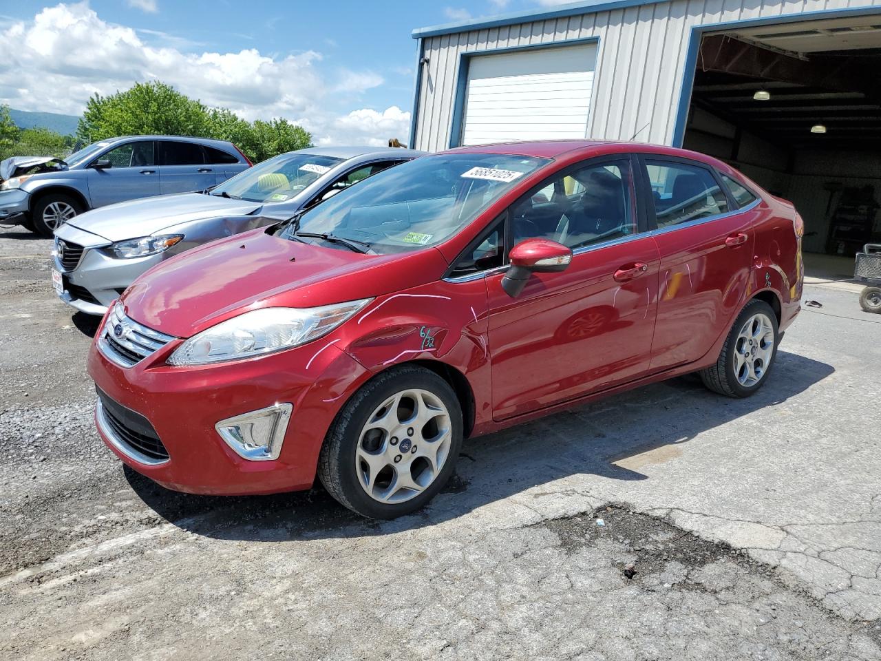 2013 Ford Fiesta Titanium zu verkaufen in Chambersburg, PA - Front End