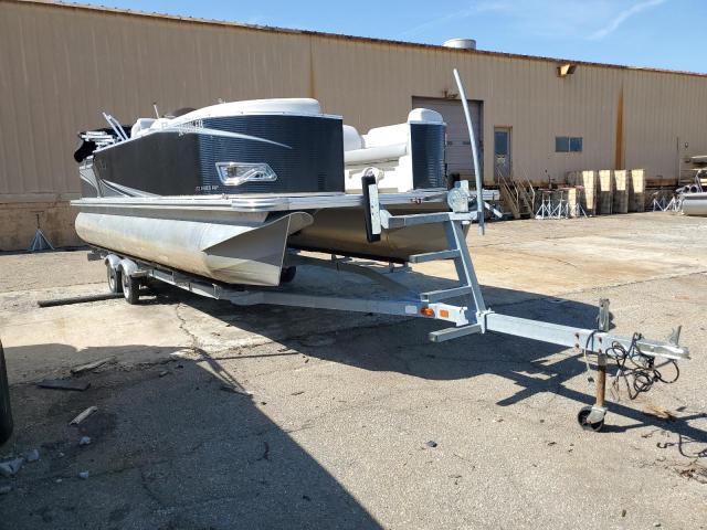 2018 Tahoe Boat
