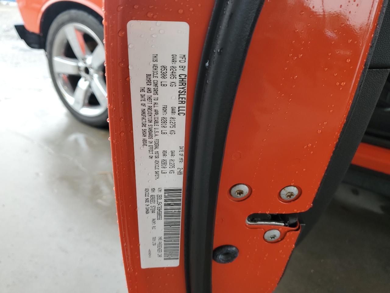 2009 Dodge Challenger R/T VIN: 2B3LJ54T69H588556 Lot: 56277855