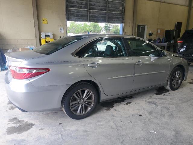 TOYOTA CAMRY 2016 Серый