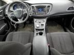 2015 CHRYSLER 200 LX à vendre chez Copart ON - TORONTO