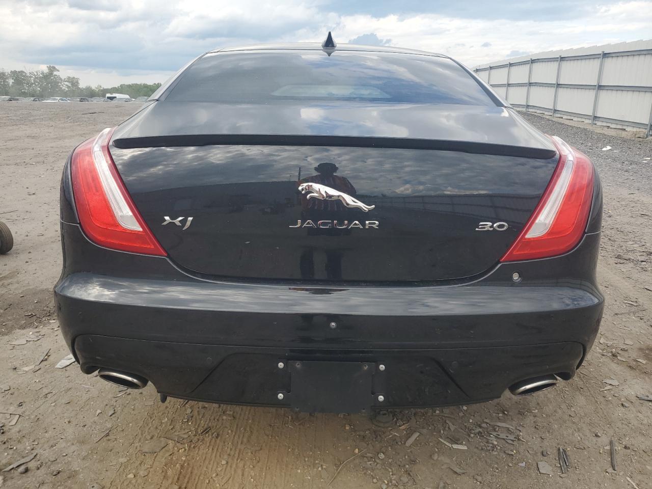 2019 Jaguar Xj R - Sport VIN: SAJWA1C7XK8W21242 Lot: 56092225