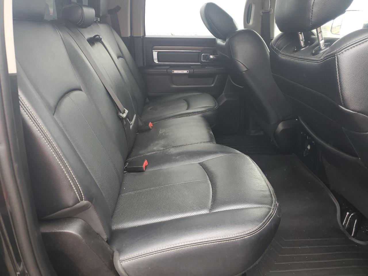 2018 Ram 2500 Laramie VIN: 3C6UR5FL5JG420248 Lot: 56886365