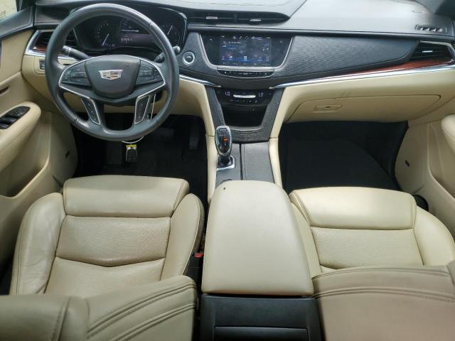 Паркетники CADILLAC XT5 2017 Золотий