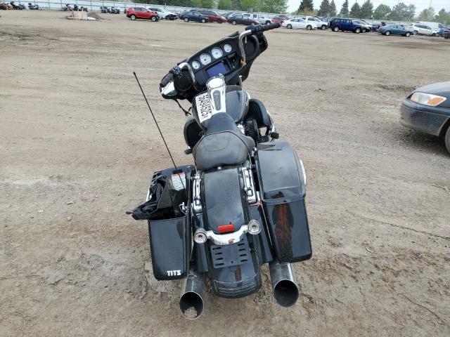  HARLEY-DAVIDSON FL 2022 Черный