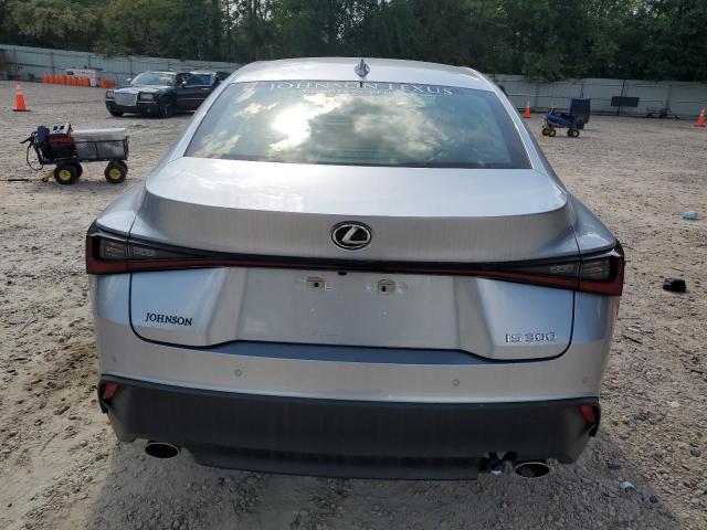  LEXUS IS 2024 Srebrny