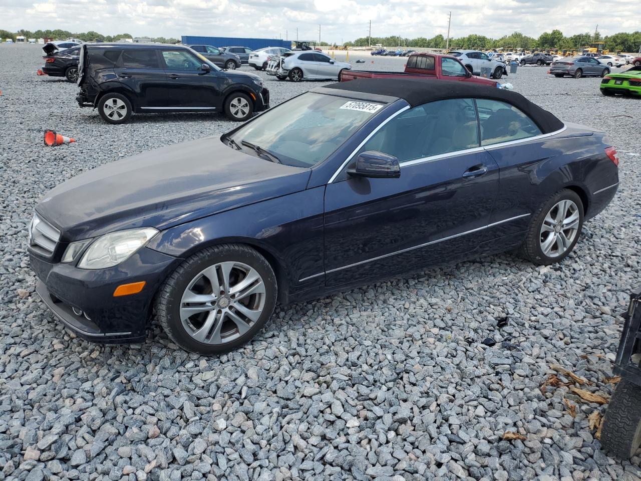Image 1 of 2011 Mercedes-Benz E-klasse salvage vehicle - Lot #57095815 at Copart