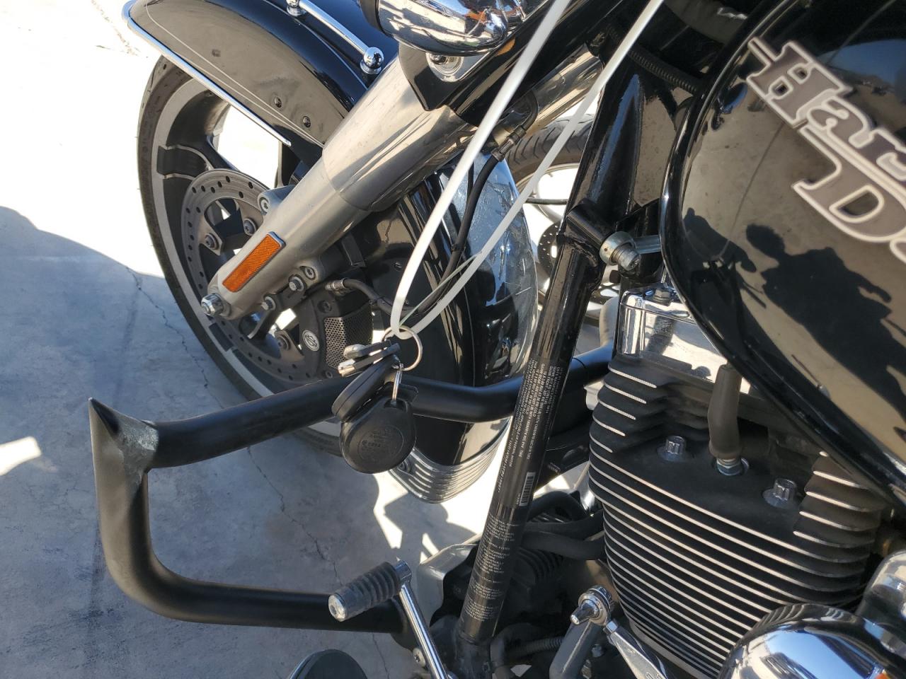 2015 Harley-Davidson Flhxs Street Glide Special VIN: 1HD1KRM14FB618567 Lot: 56828905