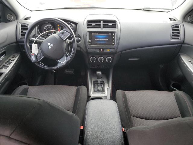  MITSUBISHI OUTLANDER 2019 Srebrny