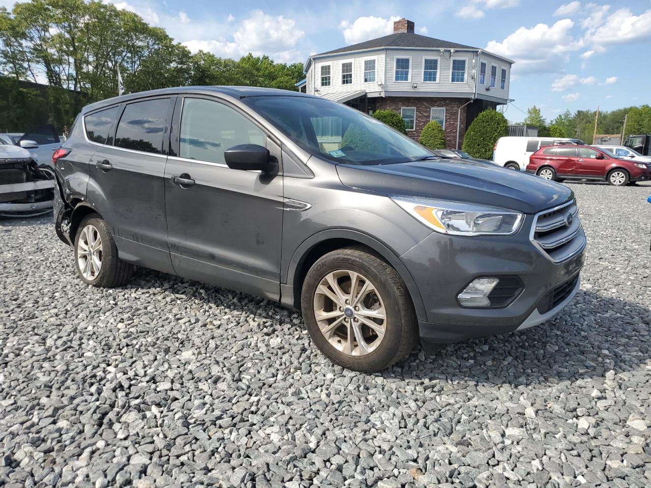 1FMCU9GD1KUA08596 FORD ESCAPE 2019