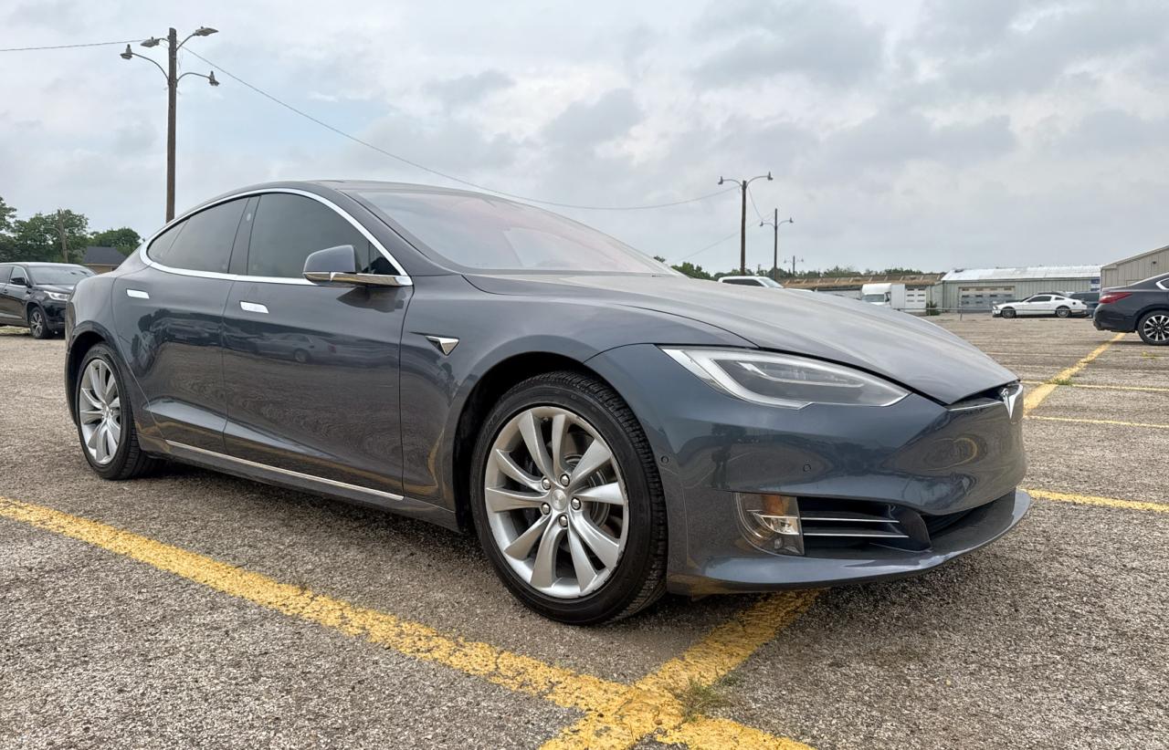 Grand Prairie, TX에서 판매 중인 2017 Tesla Model S - Minor Dent/Scratches