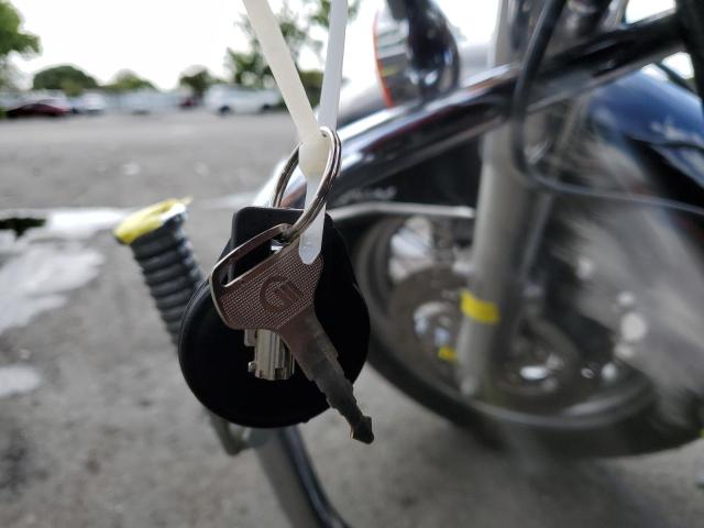 2005 HARLEY-DAVIDSON FLHRCI 