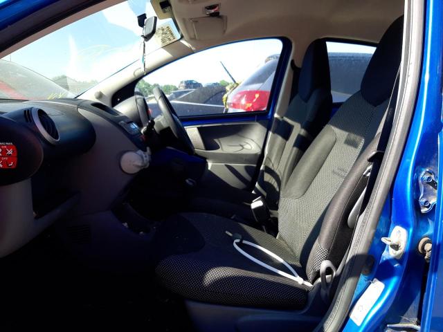 2010 TOYOTA AYGO BLUE