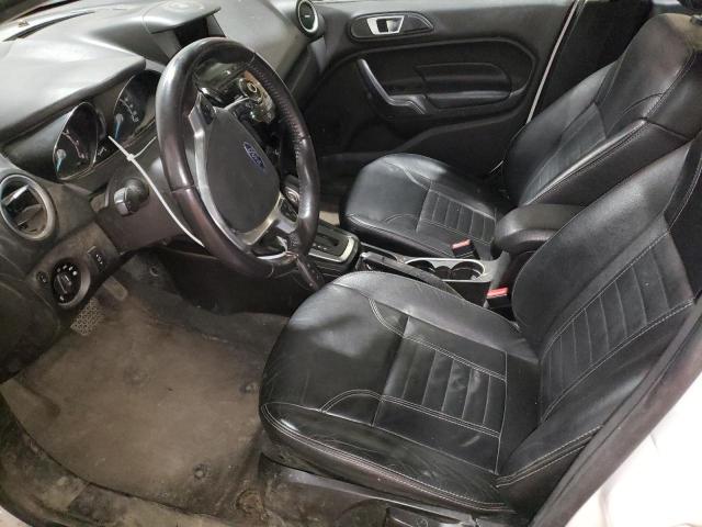 Sedans FORD FIESTA 2016 White