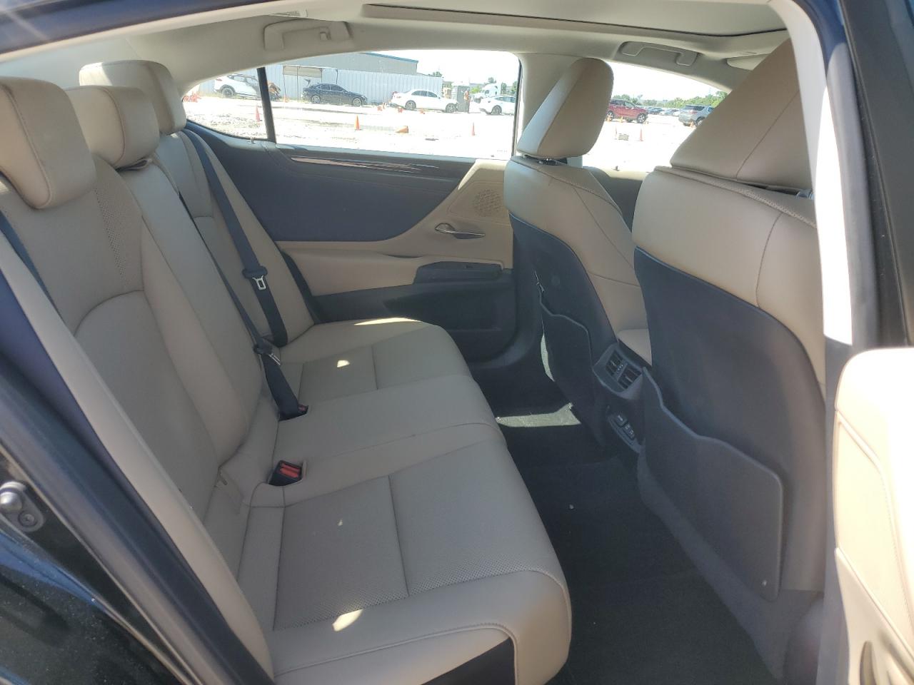 2021 Lexus Es 350 Base VIN: 58ADZ1B17MU108041 Lot: 56472735