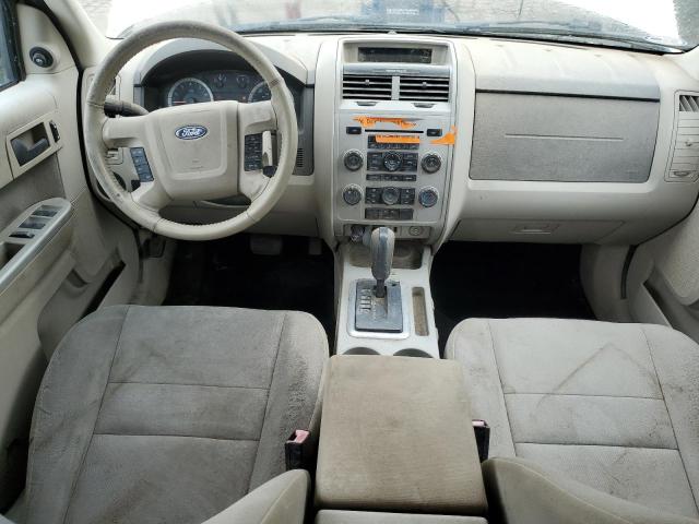 Паркетники FORD ESCAPE 2012 Белый