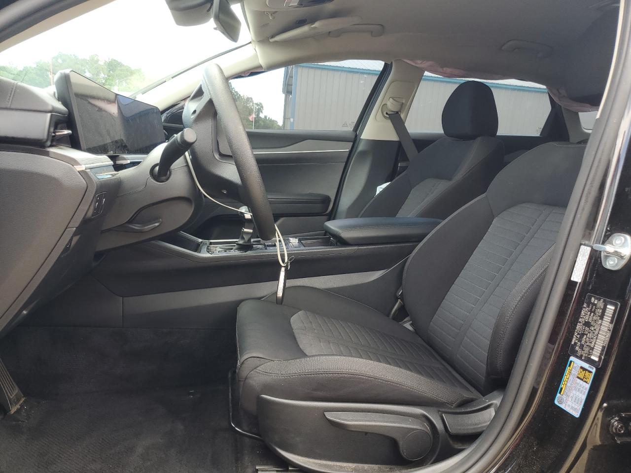 2025 Kia K5 Lxs VIN: KNAG24J79S5321789 Lot: 56653625