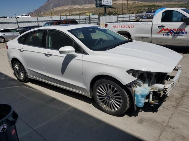 Sedans FORD FUSION 2015 Biały