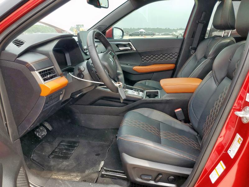  MITSUBISHI OUTLANDER 2024 Red