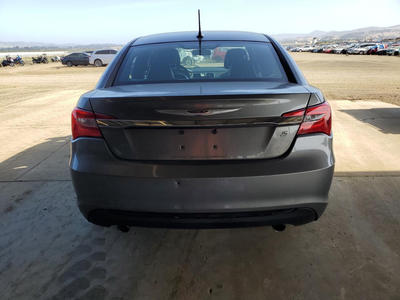 2013 Chrysler 200 Limited VIN: 1C3CCBCG9DN592942 Lot: 57446035