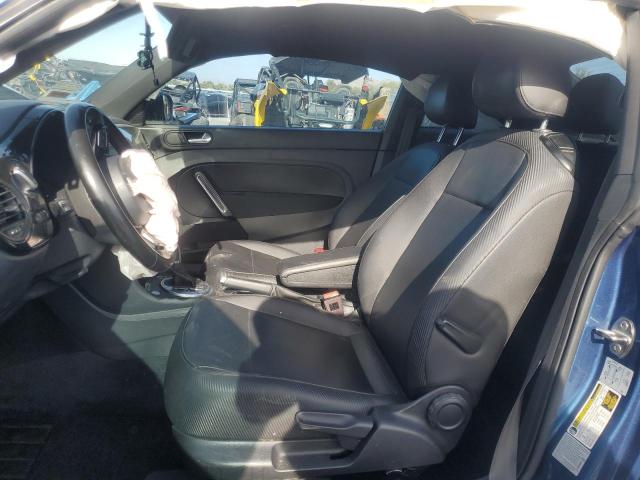 VOLKSWAGEN BEETLE 2018 Синий