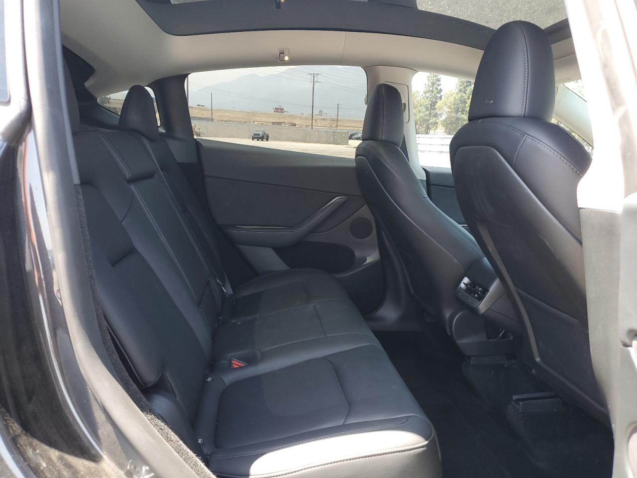 2024 Tesla Model Y VIN: 7SAYGDEF0RF059697 Lot: 57507415