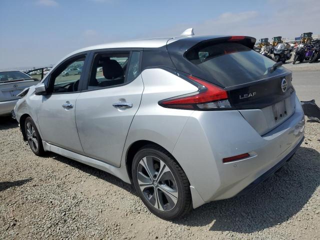  NISSAN LEAF 2021 Srebrny