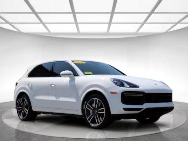  PORSCHE CAYENNE 2021 White