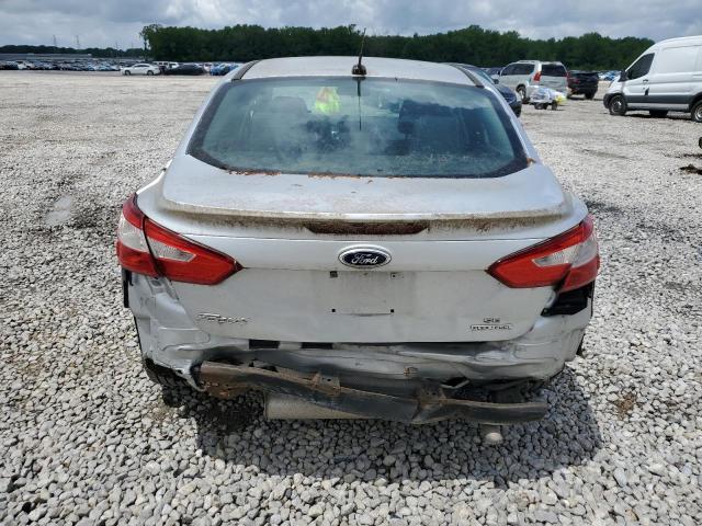 Sedans FORD FOCUS 2014 Silver