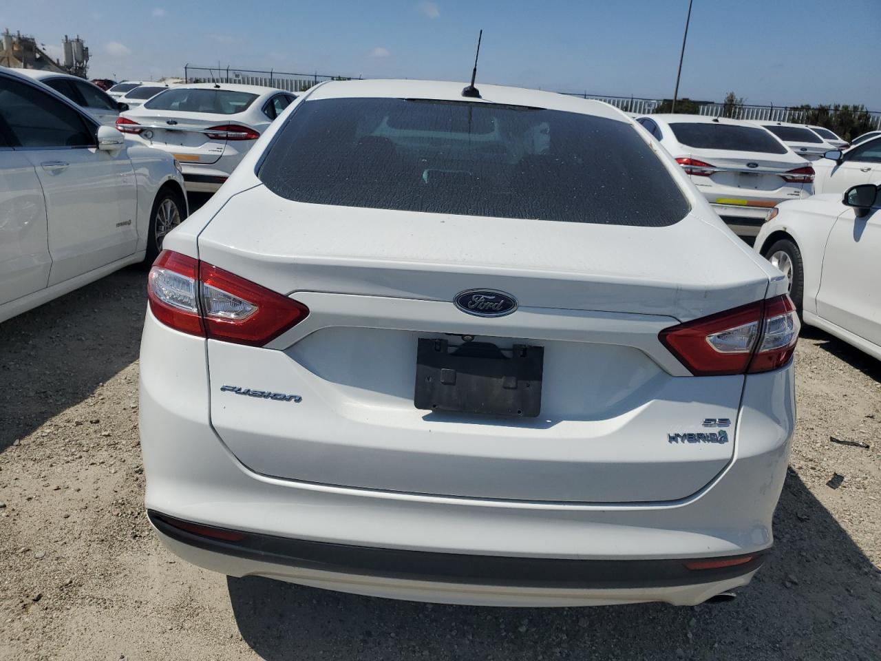 2015 Ford Fusion Se Hybrid VIN: 3FA6P0LU6FR120128 Lot: 56826495