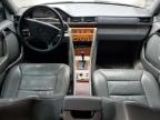 1994 Mercedes-Benz E 320 იყიდება Graham-ში, WA - Minor Dent/Scratches