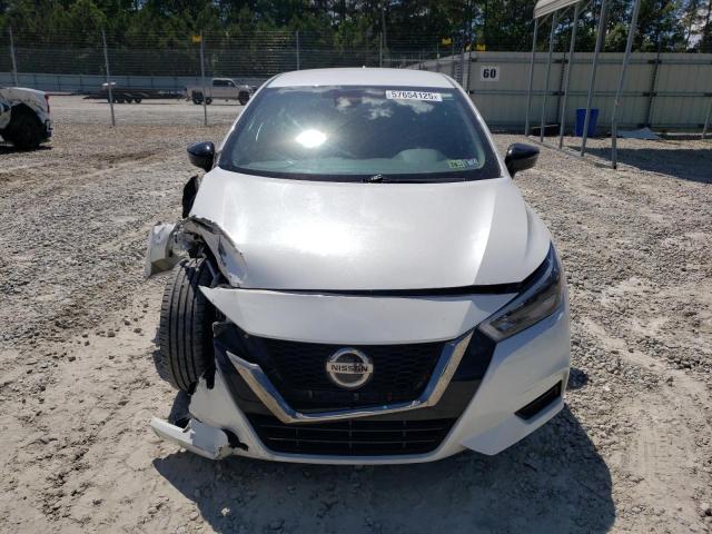  NISSAN VERSA 2022 Biały
