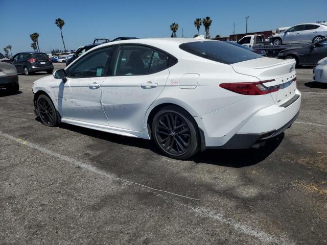  TOYOTA CAMRY 2025 Белы