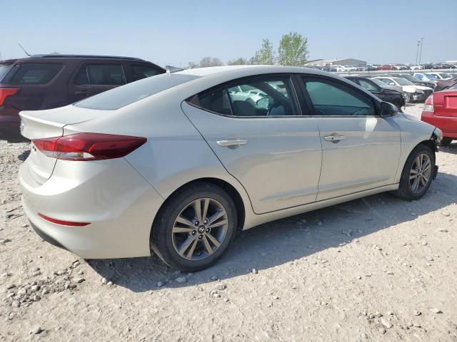 Sedans HYUNDAI ELANTRA 2017 Srebrny