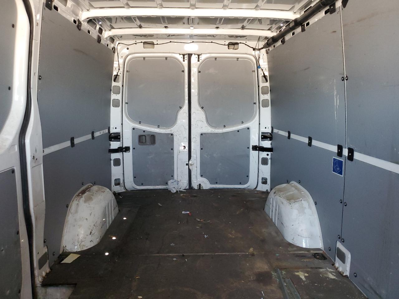 2015 Mercedes-Benz Sprinter 2500 VIN: WD3PE7CC1FP119524 Lot: 56027675