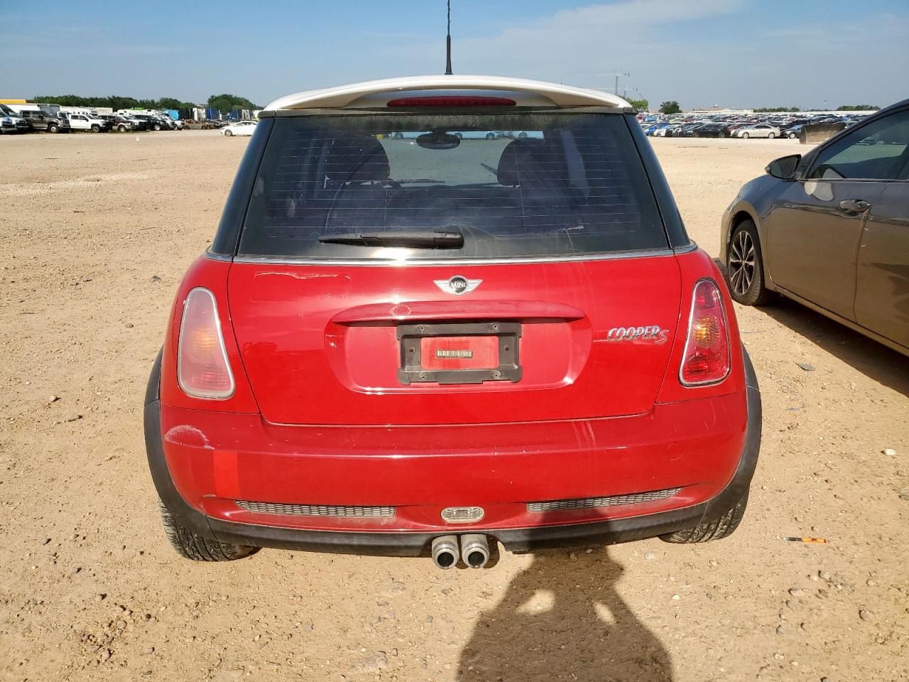 2004 Mini Cooper S VIN: WMWRE334X4TD86892 Lot: 57242655
