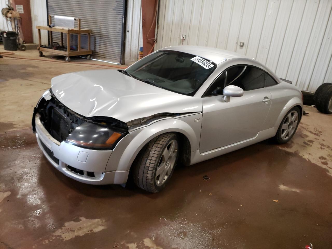 2002 Audi Tt Quattro zu verkaufen in Lansing, MI - Front End