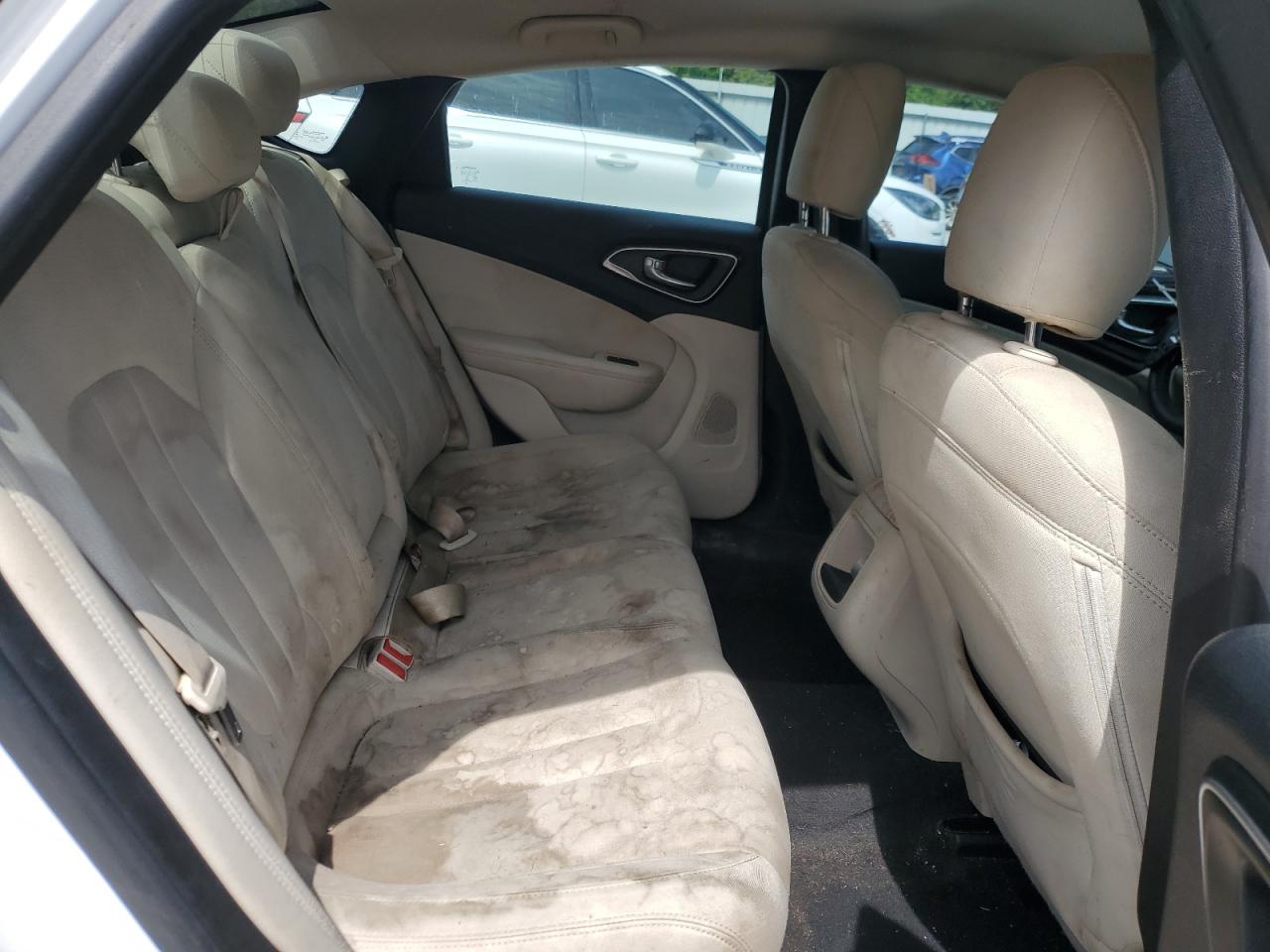 2015 Chrysler 200 Limited VIN: 1C3CCCAB7FN693624 Lot: 58209895