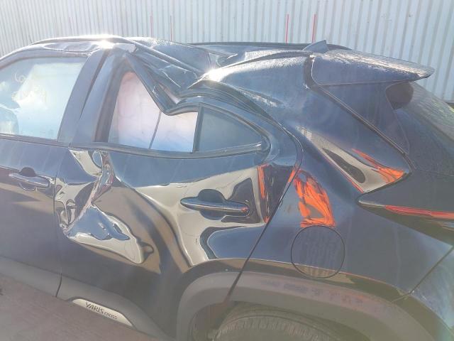 2024 TOYOTA YARIS CROS