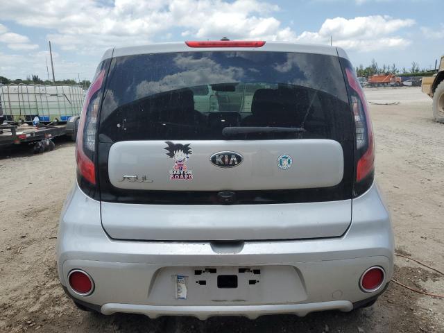  KIA SOUL 2017 Silver